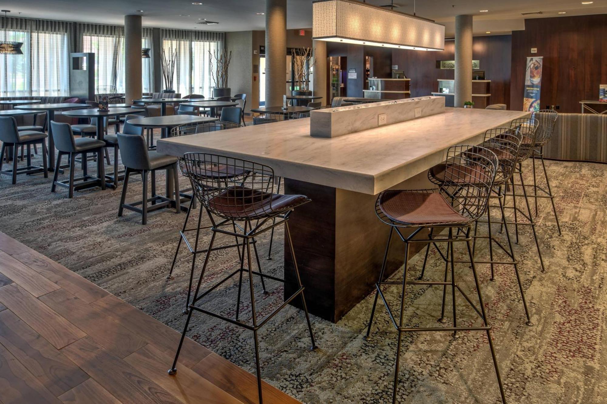 Hotel Courtyard By Marriott Troy Exterior foto